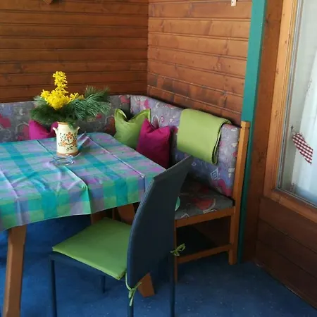 Waldrast Apartamento *