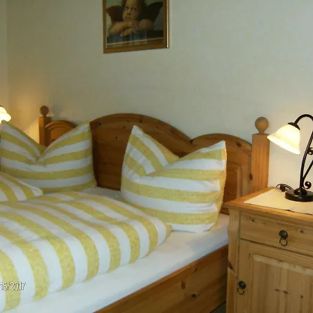 Apartment Waldrast *